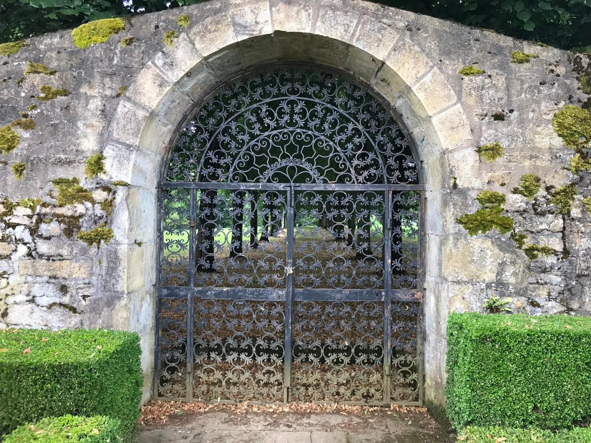ルブレサック Manoir De Rieuzal Bed & Breakfast エクステリア 写真